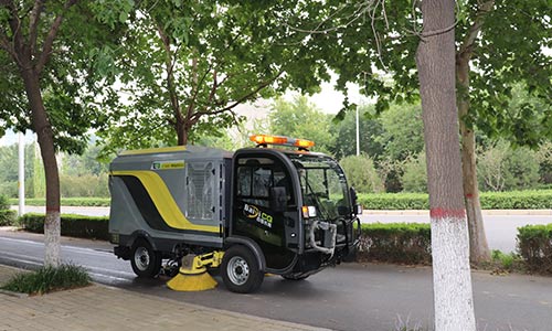 道路洗扫车对于一线城市二线城市的重要性