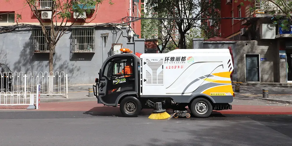 道路污染清除车_道路深度清洁车_纯电动深度清洁车_深度清洁车