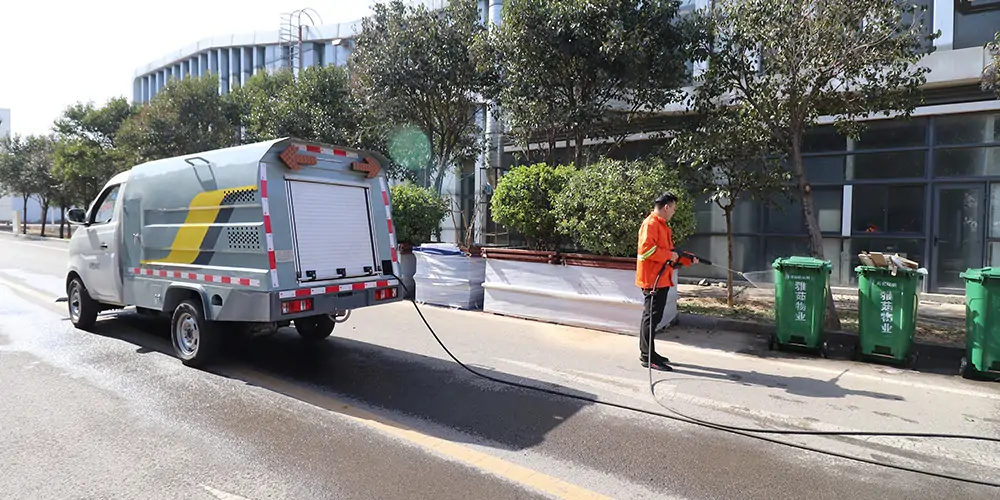 环卫专用高压冲洗车 市政高压冲洗车 电动四轮高压冲洗车 高压冲洗车清洗车 路面污渍高压冲洗车