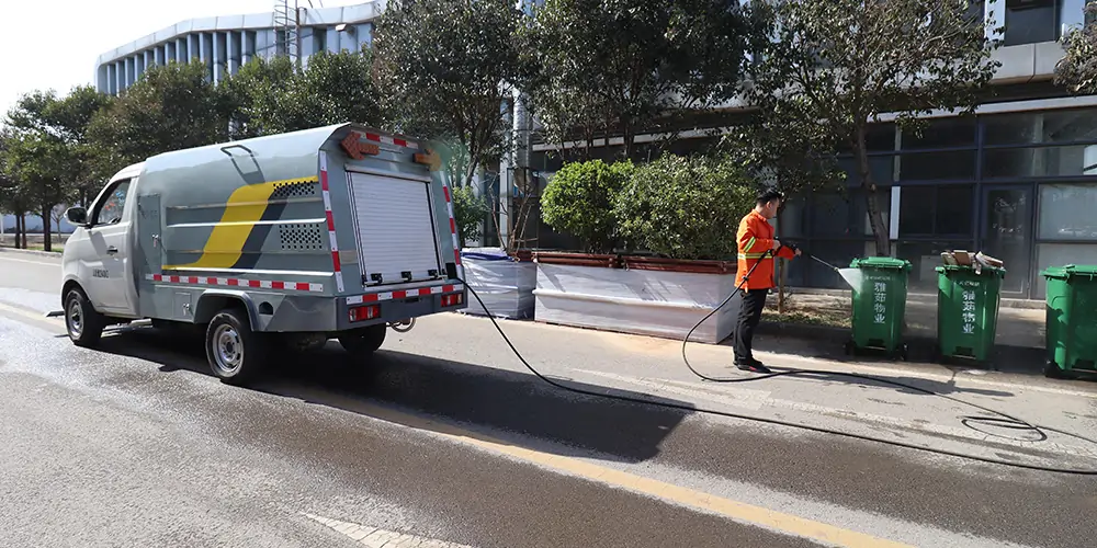 环卫专用高压冲洗车 市政高压冲洗车 电动四轮高压冲洗车 高压冲洗车清洗车 路面污渍高压冲洗车 环卫高压小型冲洗车