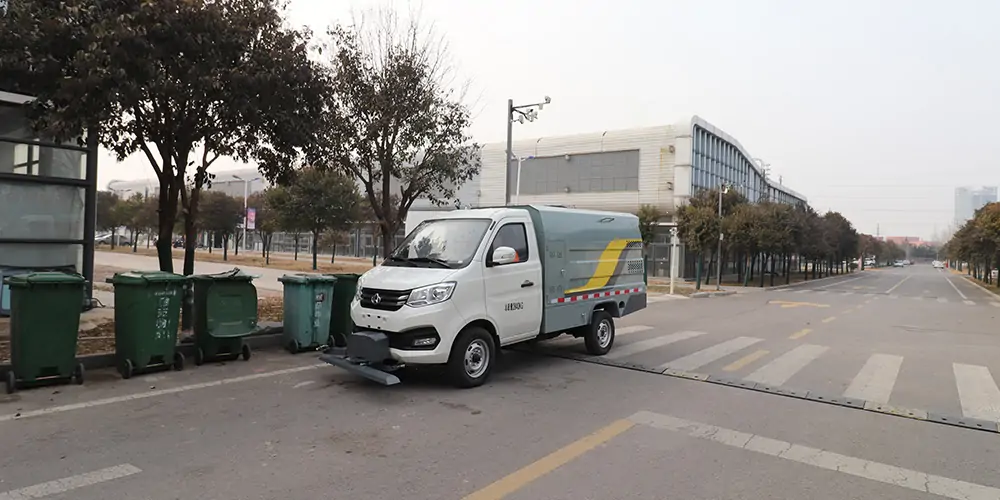 环卫专用高压冲洗车 市政高压冲洗车 电动四轮高压冲洗车 高压冲洗车清洗车 路面污渍高压冲洗车 环卫高压小型冲洗车