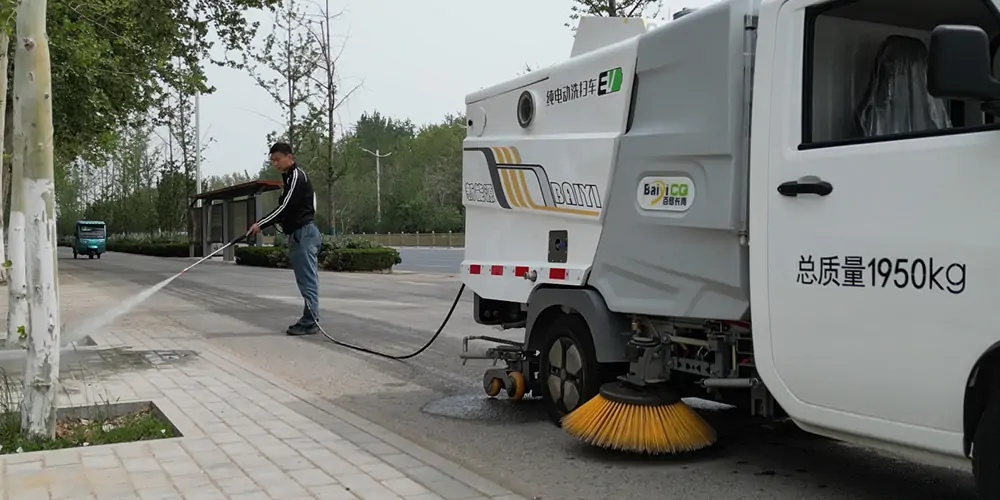 新能源洗扫车_小型洗扫车_洗扫车_纯电动洗扫车