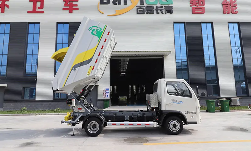 新能源后装式垃圾清运车，让乡村环卫更高效